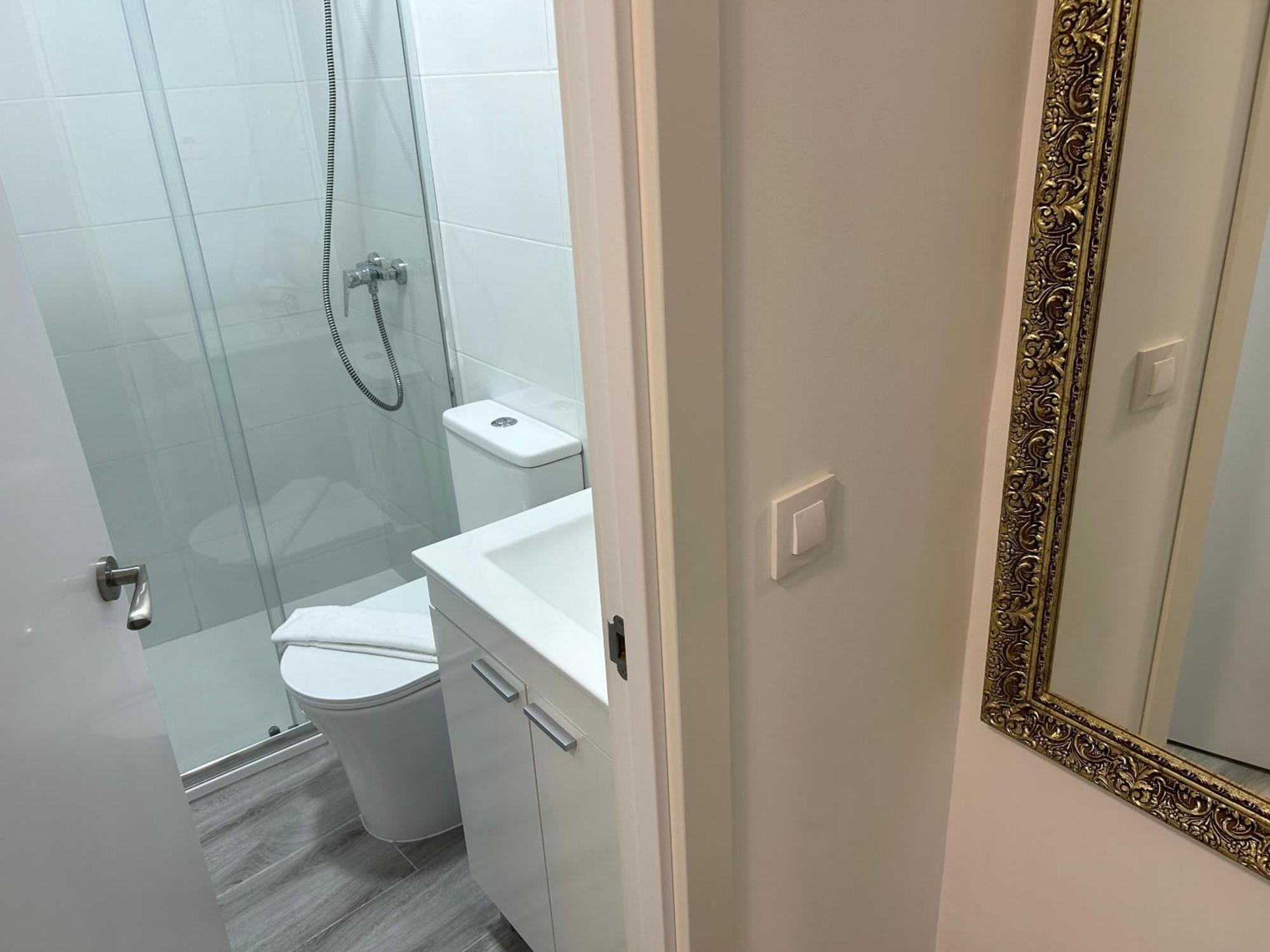 Apartament A Unos Pasos A Paseo Del Prado Madryt Zewnętrze zdjęcie